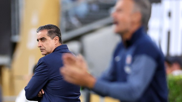 Como Renato Paiva venceu o PSG: lição para Flamengo e Filipe Luís