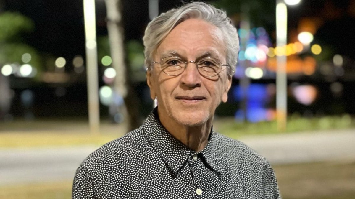 Caetano Veloso testa positivo para a Covid