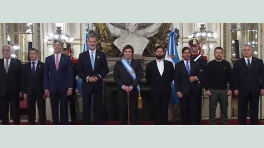 Javier Milei recebe chefes de Estado na Casa Rosada