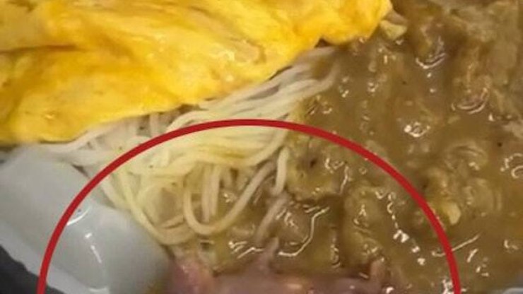 Rato%20rec%C3%A9m-nascido%20%C3%A9%20encontrado%20vivo%20dentro%20de%20marmita