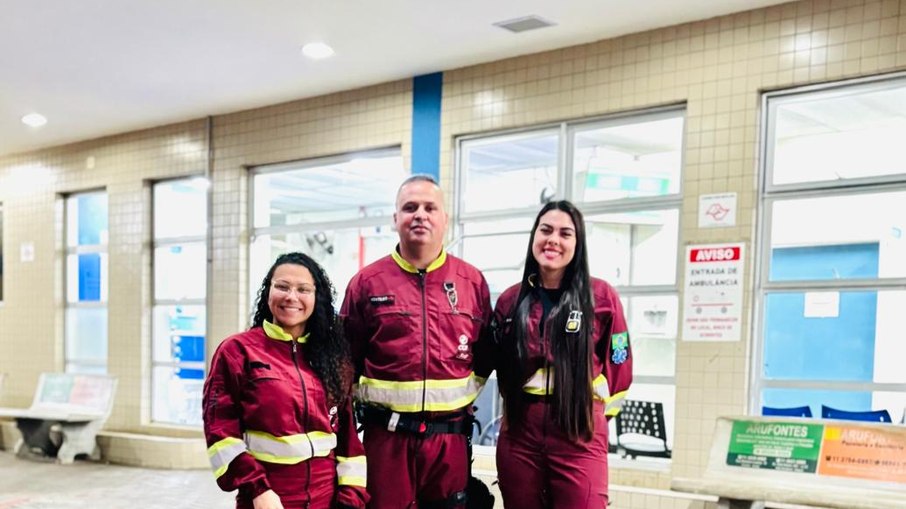 A equipe realizou manobras de desengasgo e o leite foi eliminado A equipe realizou manobras de desengasgo e o leite foi eliminado