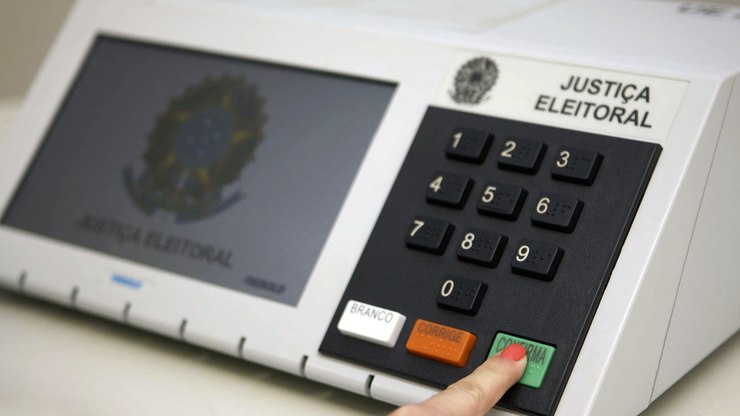 Campanha mal começa e denúncias já pipocam no TSE