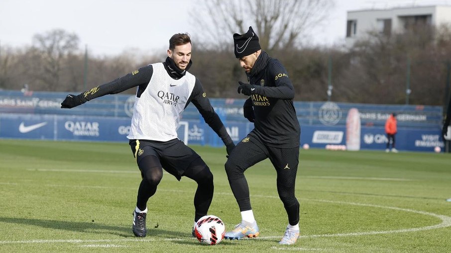 Neymar publicou imagens do treinamento desta segunda-feira (06)