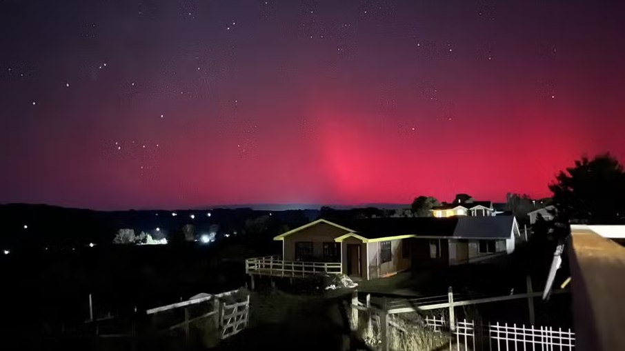 Aurora austral vista da região de Los Lagos, no Chile
