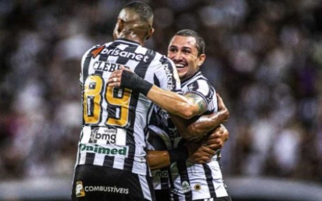 Em noite de golaços, Ceará vence o Corinthians de virada pelo Brasileiro