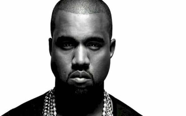 Kanye West está acusando Kim Kardashian de sequestrar filha