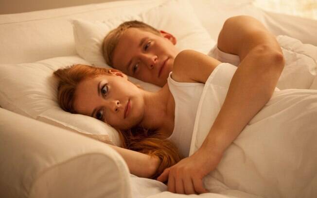 Muitas pessoas estão infelizes com as habilidades do parceiro na cama e não sabem como dizer