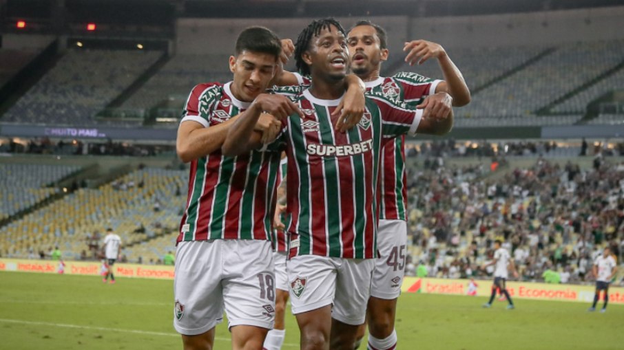 Fluminense vence o Aparecidense na Copa do Brasil Fluminense vence o Aparecidense na Copa do Brasil