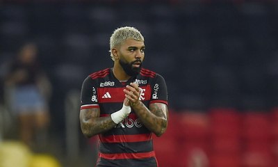 Gabigol volta a treinar após polêmica e já tem novo número