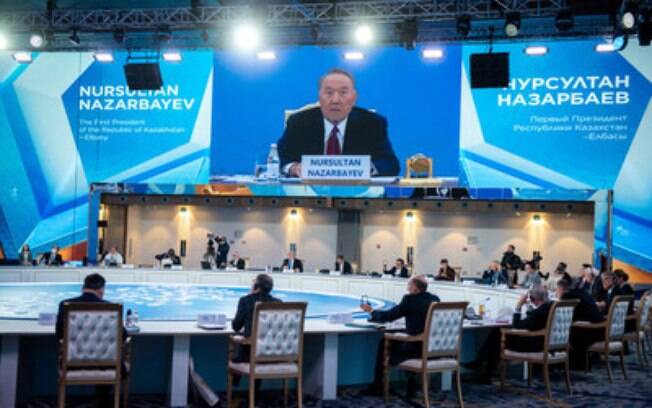 Nazarbayev propôs a lançar o Fórum Global de Não Proliferação Nuclear e Desarmamento