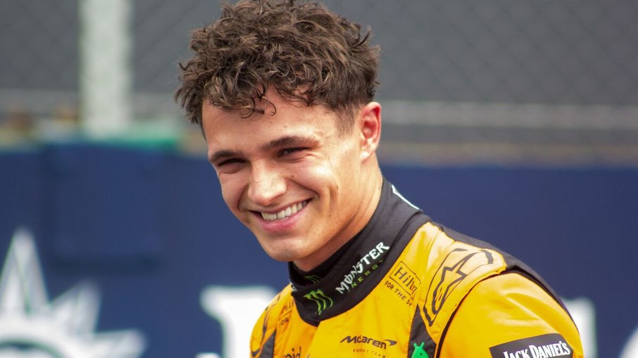 Lando Norris comemora a pole em Interlagos