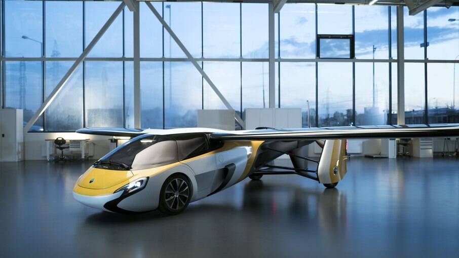 Aeromobil AM 4.0 deverá ter autonomia de voo de 740 km a uma média de 160 km/h,  de acordo com a fabricante