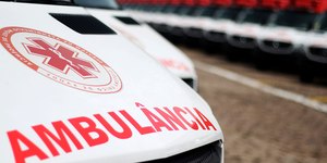 Quando devo chamar o SAMU ou uma ambulância comum?