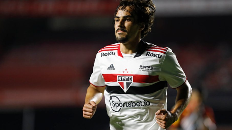 Igor Gomes vive últimos momentos com a camisa do São Paulo