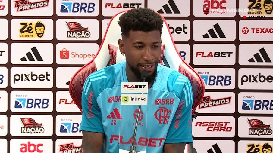 Emerson Royal, contratado pelo Flamengo Emerson Royal, contratado pelo Flamengo