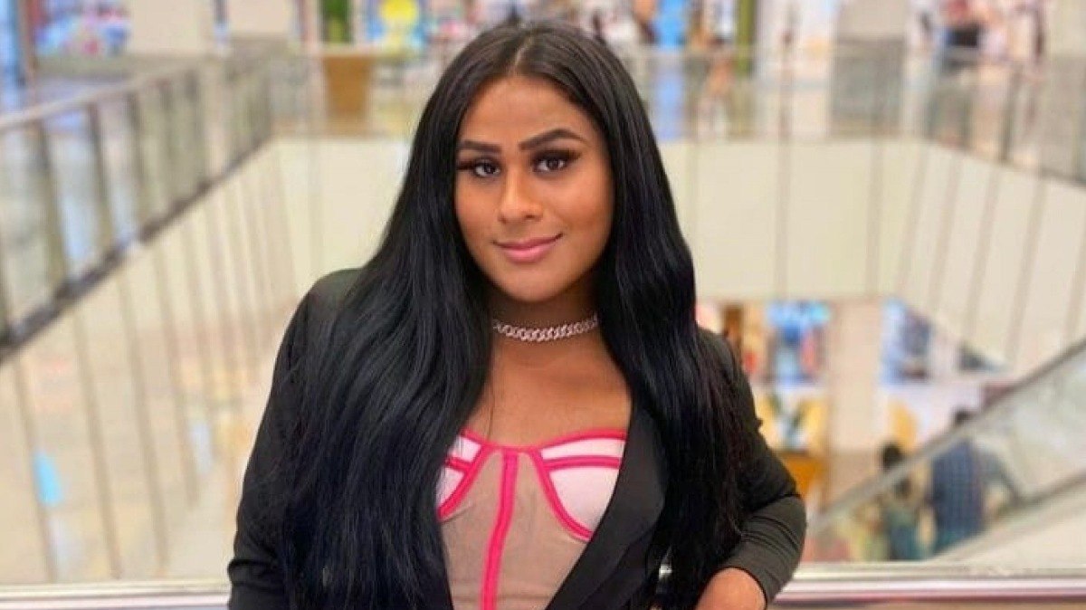 Influenciadora trans Flávia Big Big morre aos 26 anos