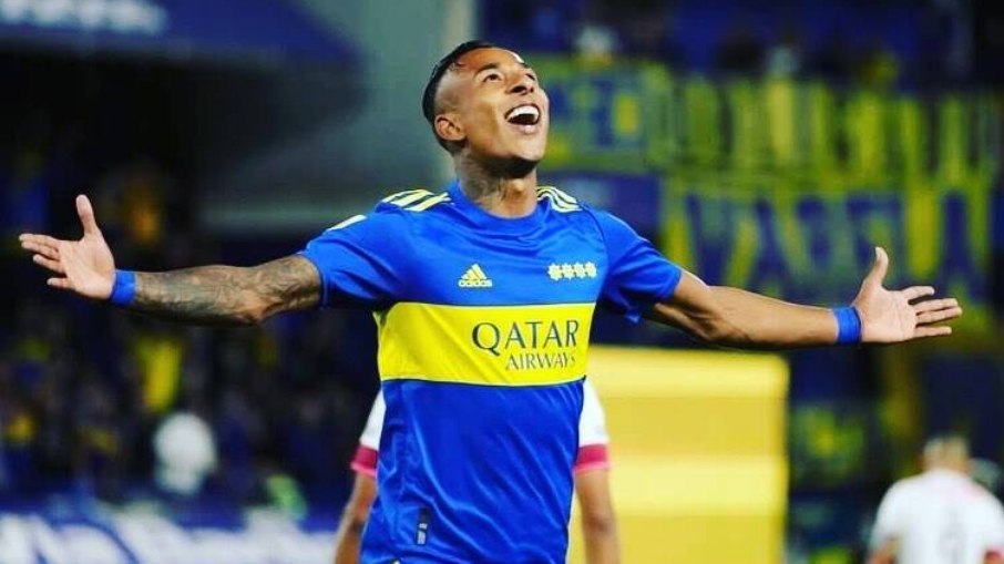 Sebastian Villa é atacante do Boca Juniors