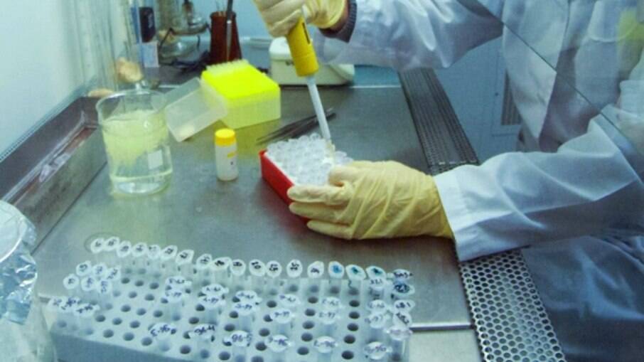 Ministério da Saúde afirma que deixou vencer 1,7 milhão de testes para Covid-19