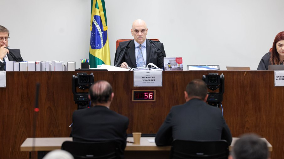 O ex-presidente Jair Bolsonaro (PL) deve ser o sexto réu a ser interrogado nesta fase do julgamento da tentativa de golpe de Estado O ex-presidente Jair Bolsonaro (PL) deve ser o sexto réu a ser interrogado nesta fase do julgamento da tentativa de golpe de Estado