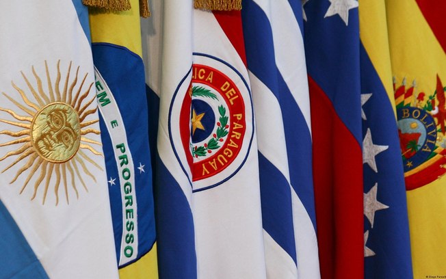 O Mercosul é integrado por Argentina, Brasil, Paraguai, Uruguai, Venezuela e Bolívia