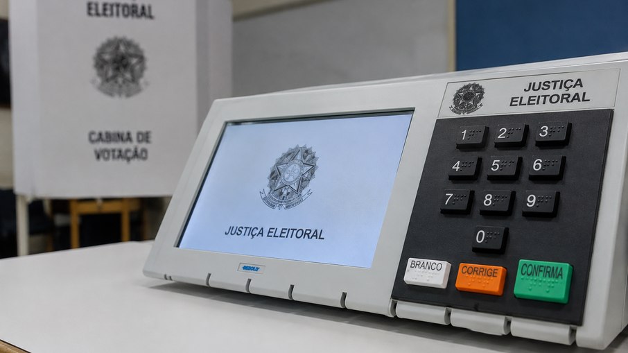 Urna eleitoral Urna eleitoral