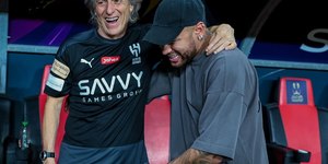 Jorge Jesus volta a falar sobre Neymar e manda recado ao craque