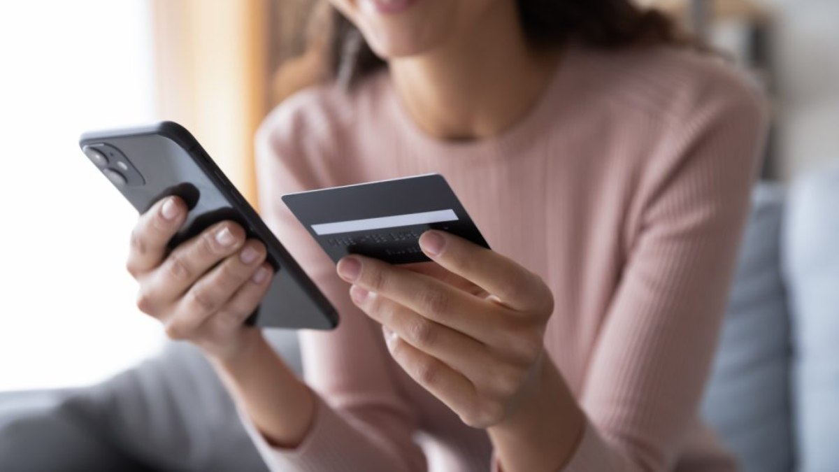 Dia dos Pais: R$ 10,5 bi no e-commerce e consumidor mais racional - QTU Questões do Universo