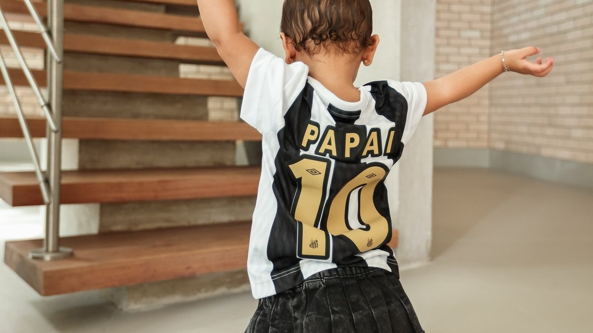 Filha de Bruna e Neymar.