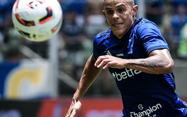 Wallisson é reintegrado no Cruzeiro após ser punido por indisciplina