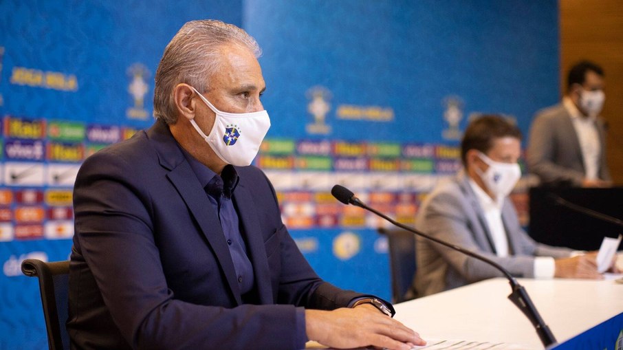 Tite esteve à frente da Seleção nas Copas de 2018 e 2022