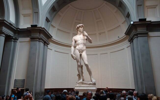 Escultura 'David' de Michelangelo foi 'blindada' contra possível atentado terrorista em Florença