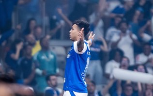 Kaio Jorge marca dois e Cruzeiro vence Palmeiras pelo Brasileirão