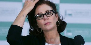 Justiça da Itália mantém prisão de Carla Zambelli