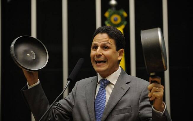 Foi o deputado federal Bruno Araújo (PSDB-PE) quem deu o voto decisivo na votação pela abertura do processo de impeachment na Câmara. Ele agora é ministro das Cidades. Foto: Fotos Públicas