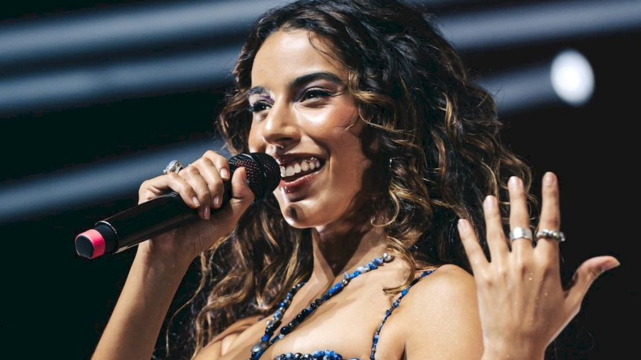 Marina Sena estreia no Carnaval de Salvador em trio com Ivete Sangalo