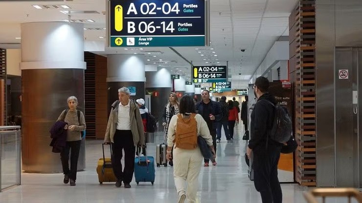 Viracopos e rodoviária devem receber  215 mil pessoas no feriado