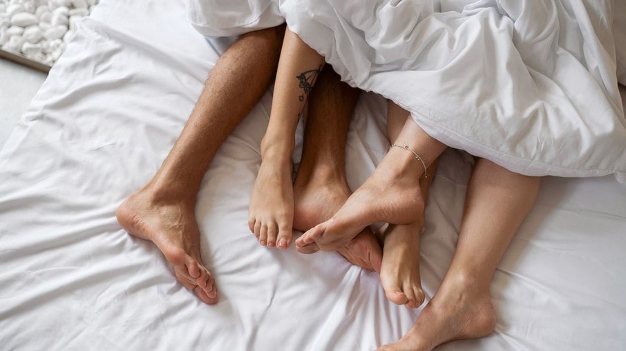 'Marmita de casal': conheça nova expressão entre os adeptos do sexo a três