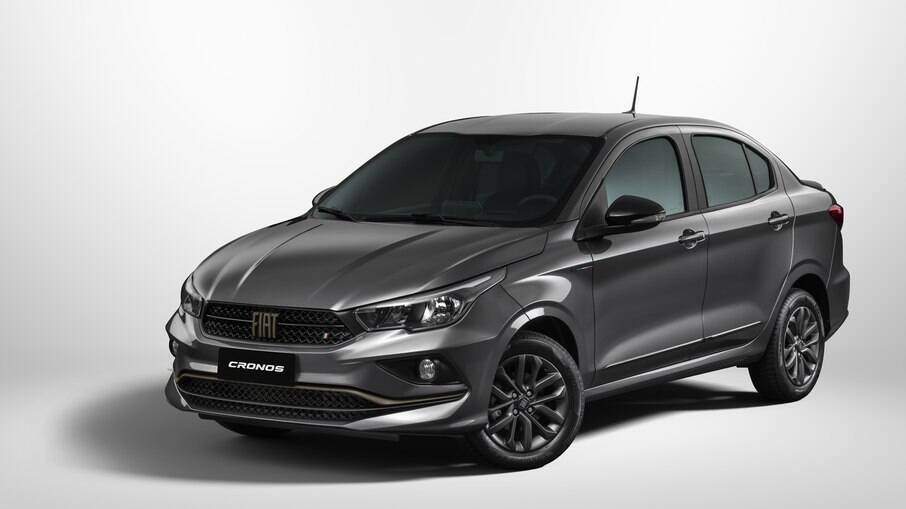 Fiat Cronos S-Design da linha 2022 agora vem com detalhes pintados na cor bronze junto com partes escurecidas