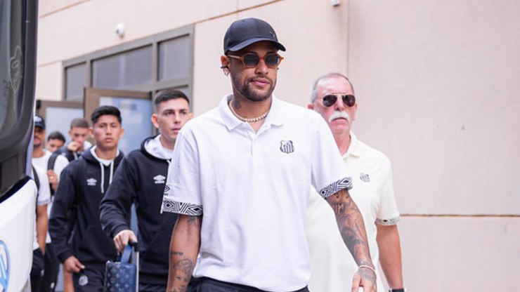 Neymar desabafa após desfalcar o Santos: "Complicado ser eu"