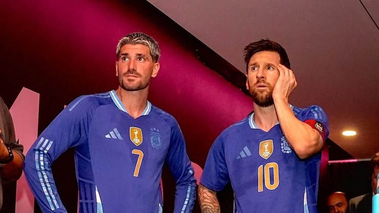 De%20Paul%20marca%20gol%20e%20homenageia%20Messi%20ap%C3%B3s%20morte%20de%20seu%20pai