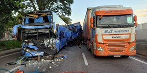 Engavetamento na Dutra deixa 38 feridos e mata um motorista