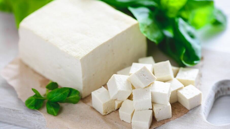 O tofu é base para diversas receitas e substitui diversas proteínas animais