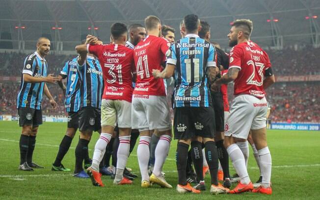 Internacional e Grêmio empataram por 1 a 1 no Campeonato Brasileiro