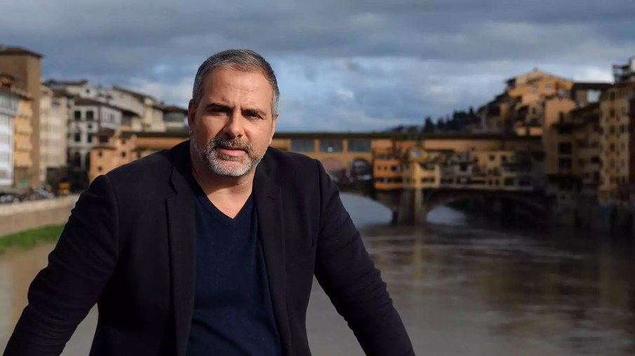 Rodrigo Alvarez pede demissão da Band e assina com a Transamérica
