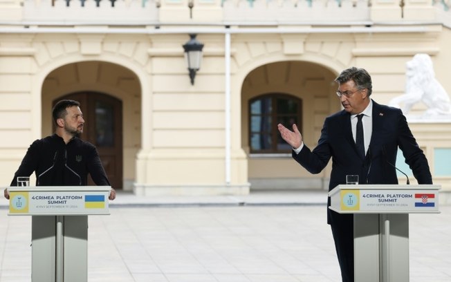 O presidente ucraniano Volodimir Zelensky e o primeiro-ministro croata Andrej Plenkovic em Kiev em 11 de setembro de 2024