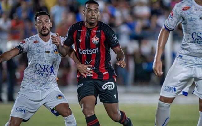 Jejum rubro-negro: Vitória chega ao terceiro jogo sem vencer longe do Barradão
