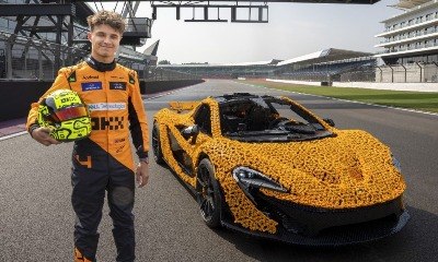 Piloto de F1 da McLaren dirige carro de Lego em tamanho real