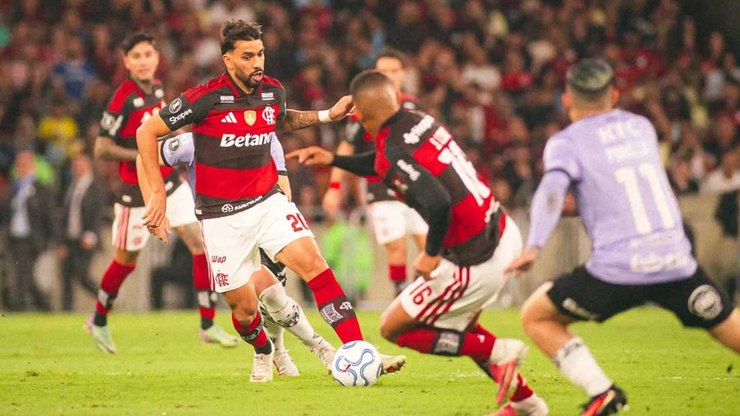 Vai%20precisar%3F%20Os%20candidatos%20%C3%A0%20venda%20no%20Flamengo