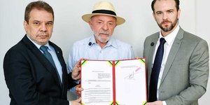 Lula oferece ajuda do Brasil para Venezuela após terremotos