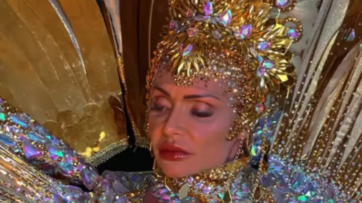 Aline Bianca Aline Bianca